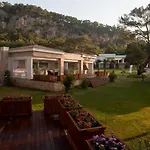 Juju Premier Palace