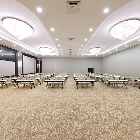 Juju Premier Palace 5*