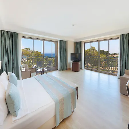 Juju Premier Palace 5*