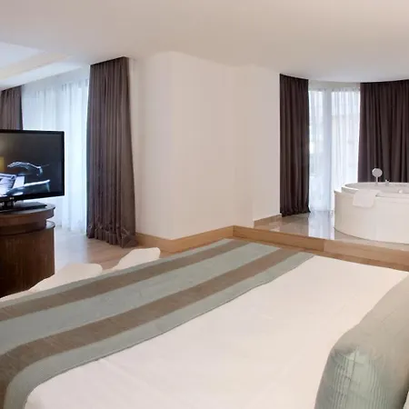Juju Premier Palace Hotel 5*