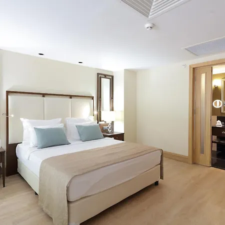Juju Premier Palace Hotel 5*